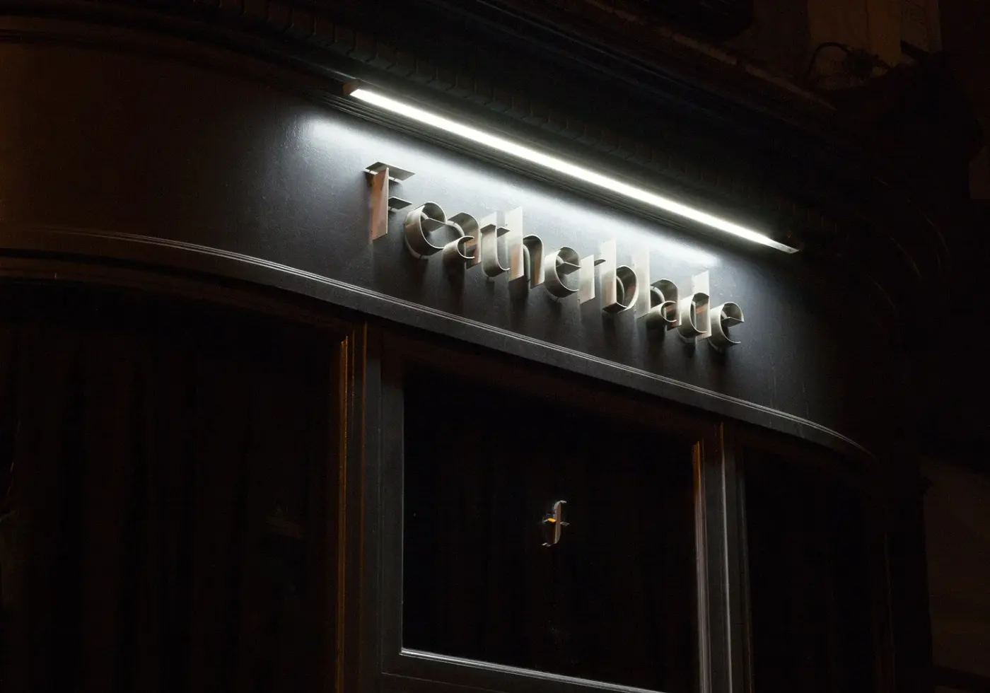 Featherblade signage, Dawson Street