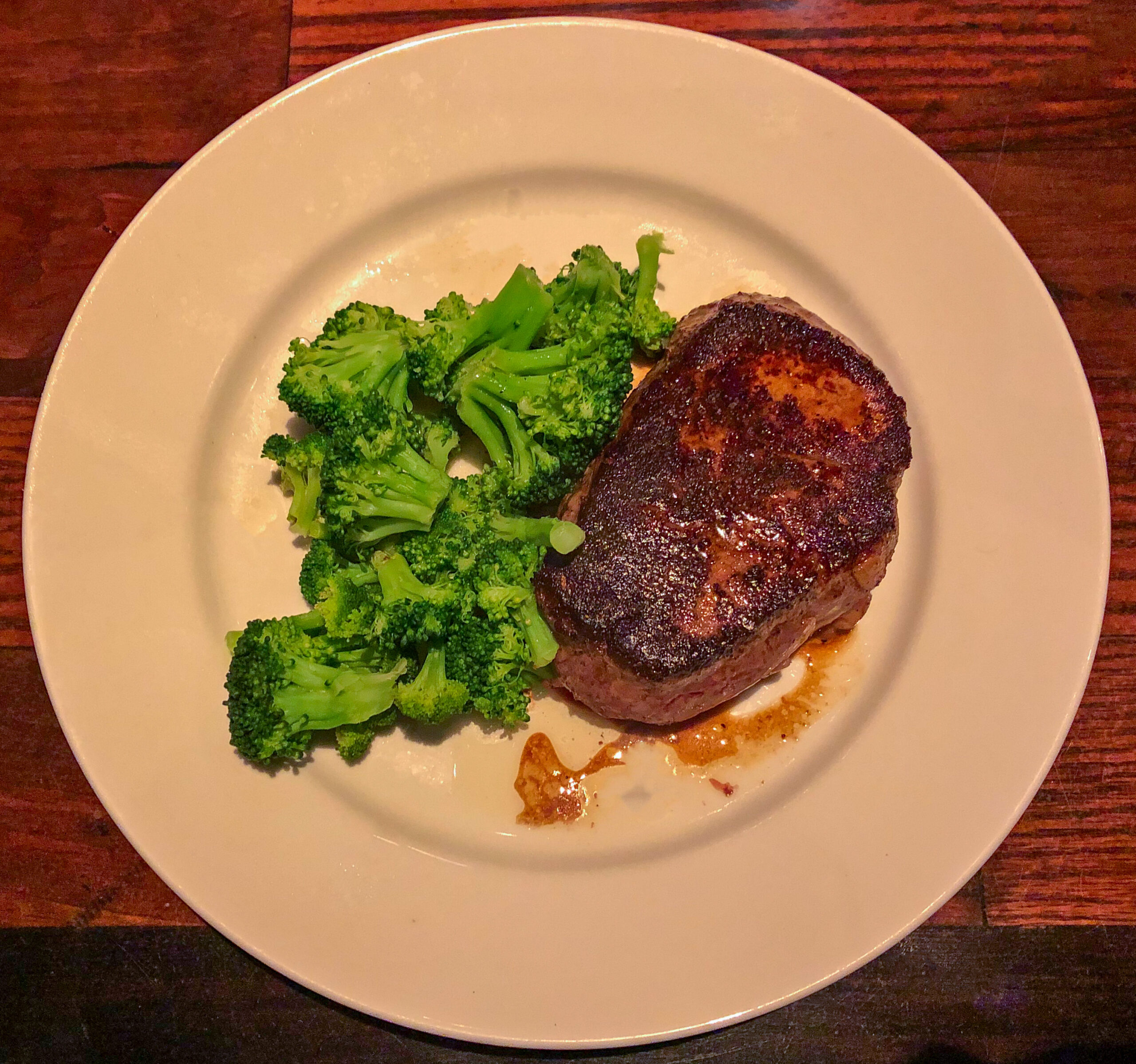 Fillet steak (beef tenderloin), a lean and tender cut